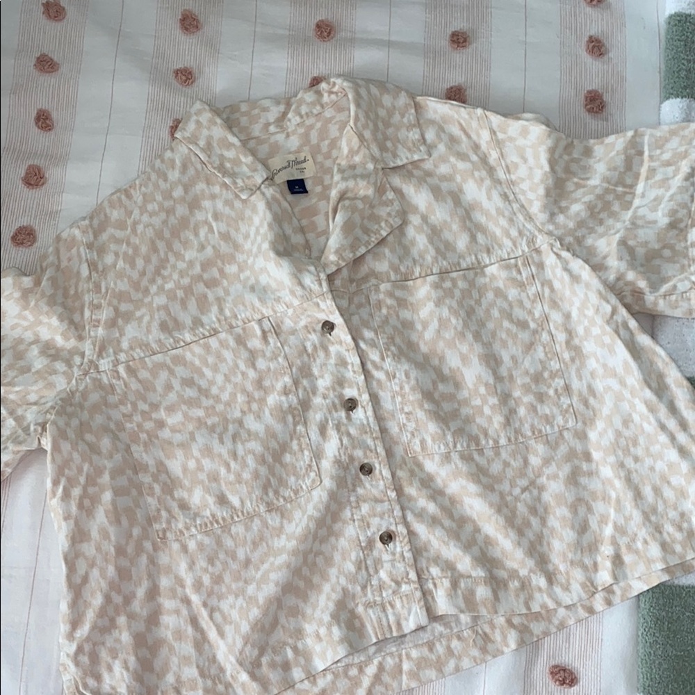Universal Thread Beige Button Down Shirt